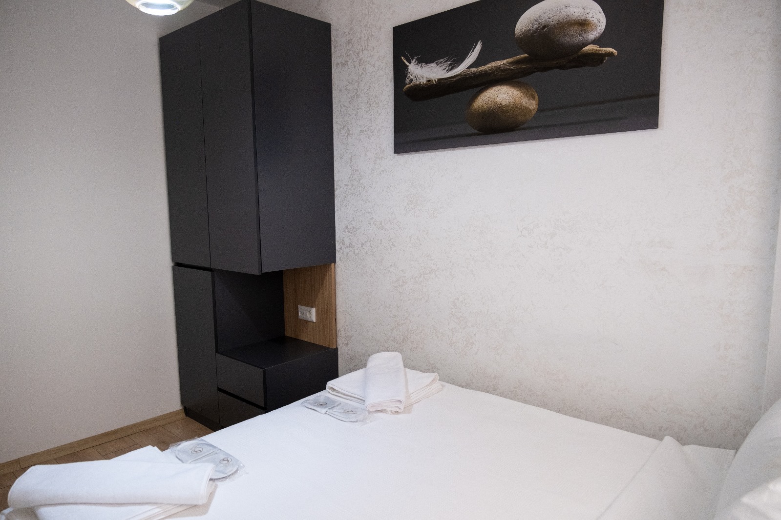 DELUXE SUİTE  (1+1) ODA MÜSAİTLİĞİMİZ BULUNMAMAKTADIR